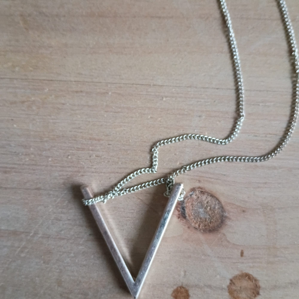 Plunder Gold V Pendant Necklace - Gold Tone